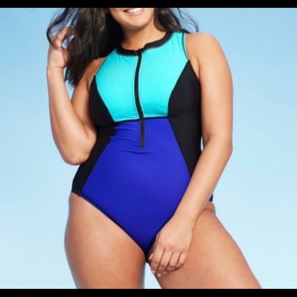 NWT Zip front high neck racer back bathing suit M